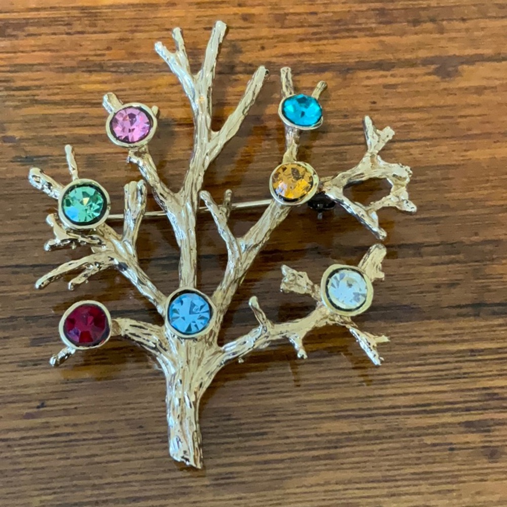 Vintage Family Tree Brooch